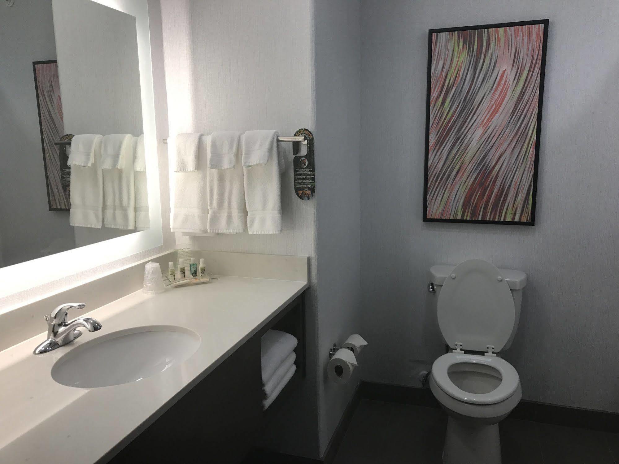 - North College Area By Ihg Hotel 3*